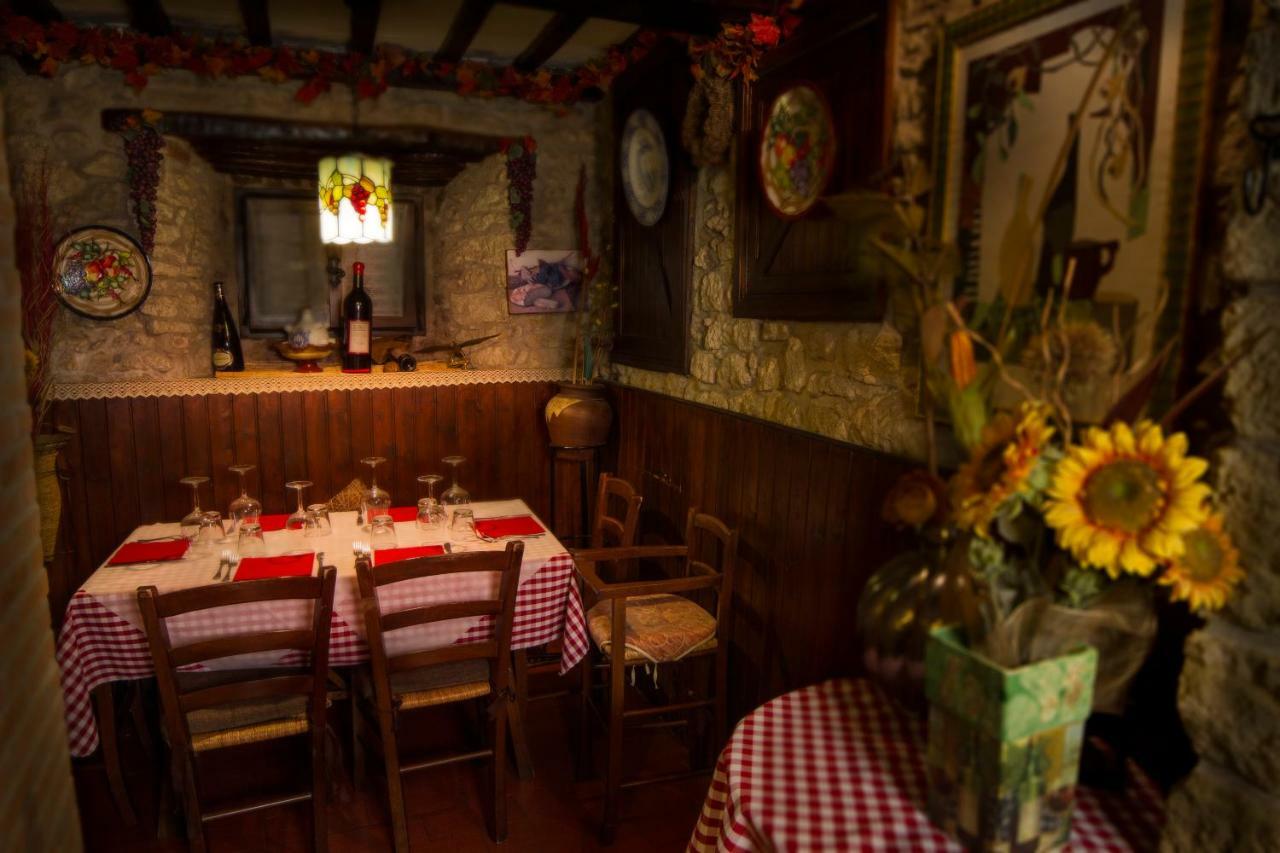Locanda Cantina Di Bacco Сан-Марино Екстер'єр фото